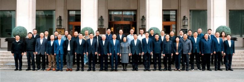 常運(yùn)集團(tuán)參加中國(guó)道路運(yùn)輸協(xié)會(huì)客運(yùn)與站場(chǎng)分會(huì)2025年度第一次負(fù)責(zé)人辦公會(huì)議